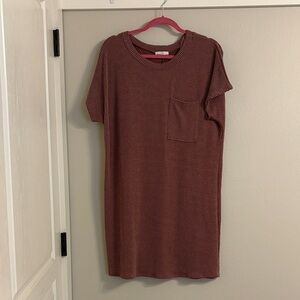 Entro Textured T-Shirt Dress with Pocket